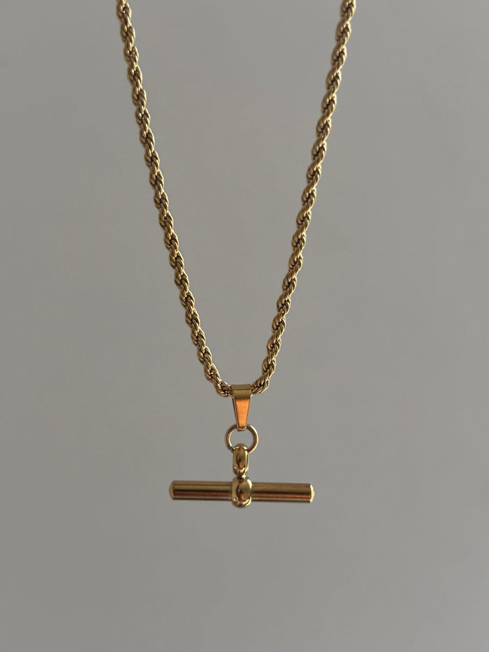Rope Chain T-Bar Necklace