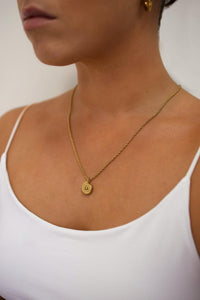 18K Gold Plated Shell Pendant Necklace, Rope Chain