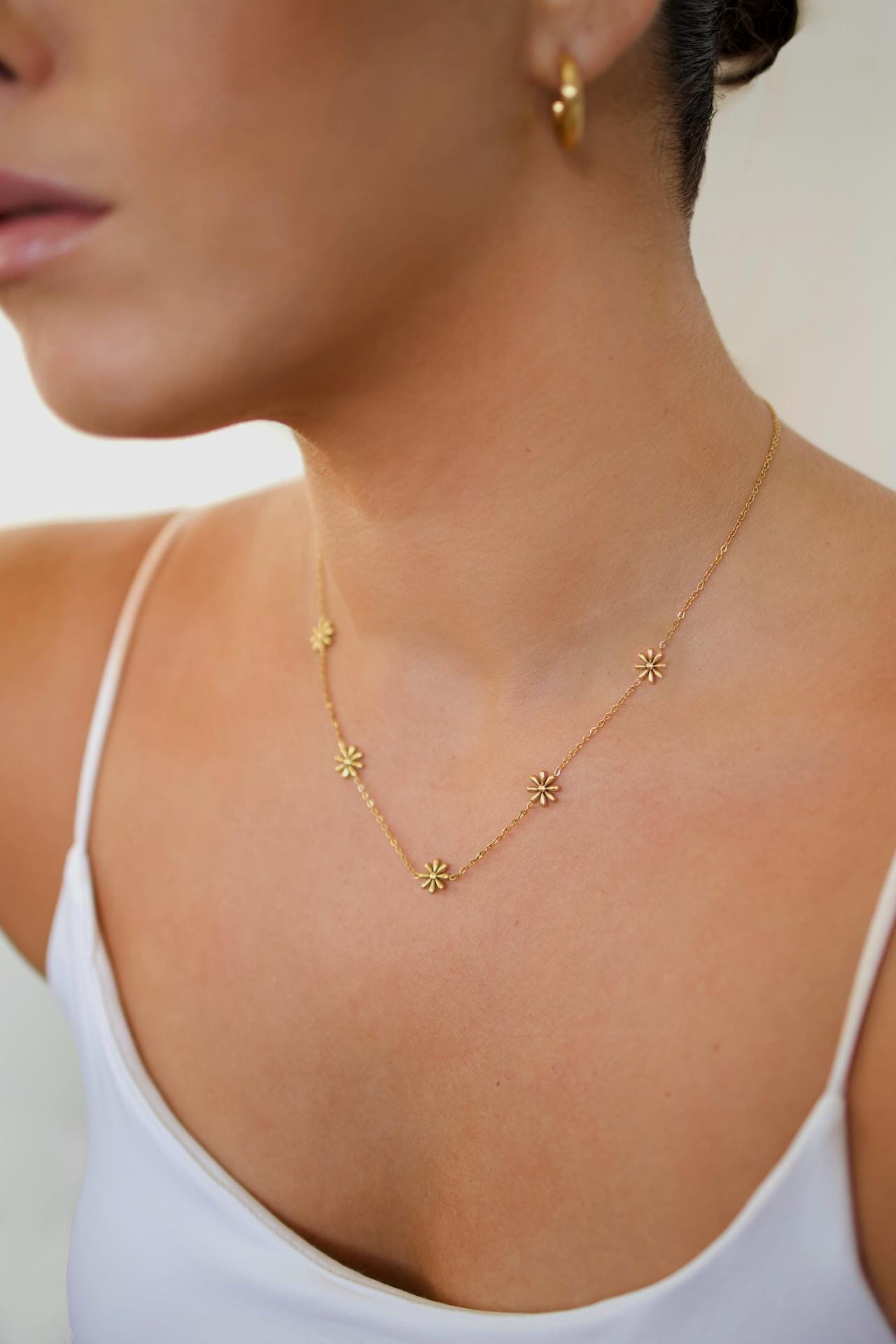 18K Gold Plated Daisy Chain Necklace, Waterproof Floral Jewelry